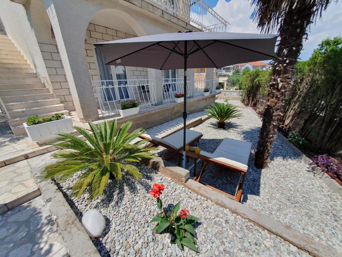Apartment Zvjezdana Трогір Екстер'єр фото