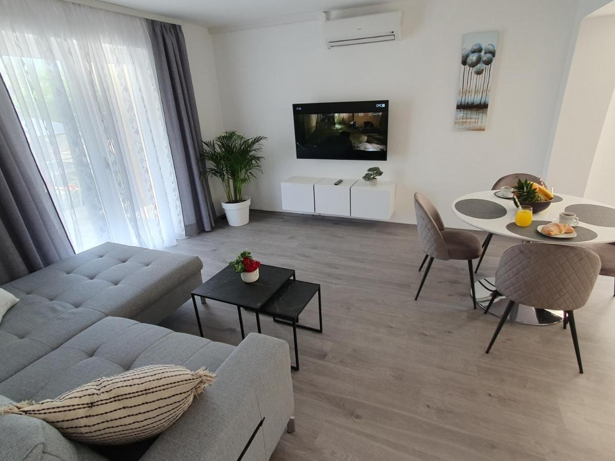 Apartment Zvjezdana Трогір Екстер'єр фото