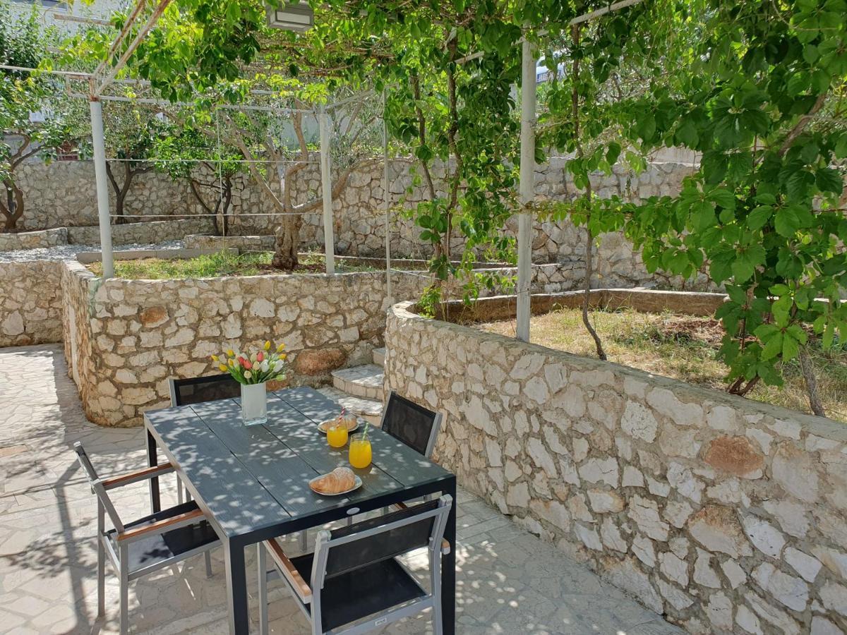 Apartment Zvjezdana Трогір Екстер'єр фото